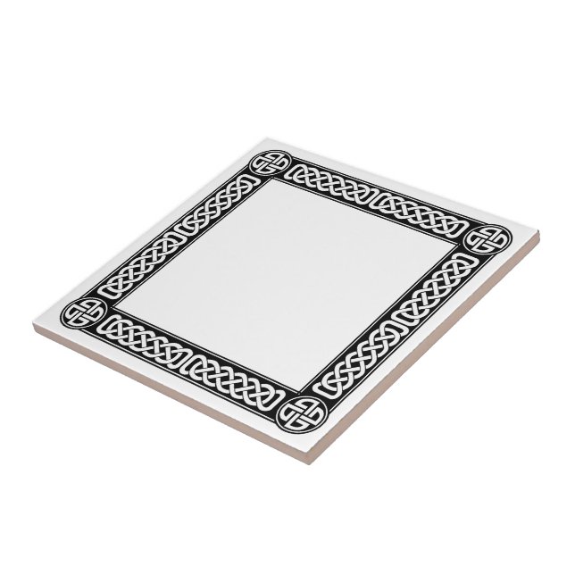 Beira celta em alguma cor (Lateral)