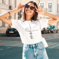 Bela camiseta de guiamento da Cruz de Jesus