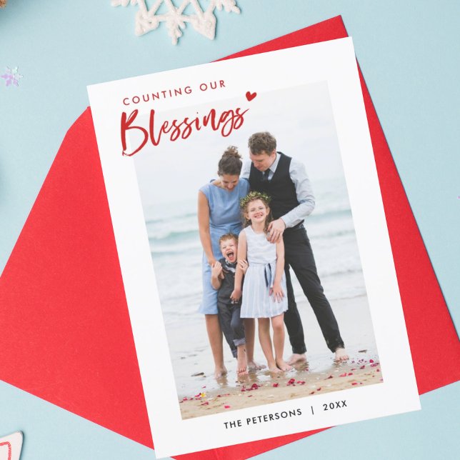 Bela conta nossos cartões de Natal da família. (Criador carregado)