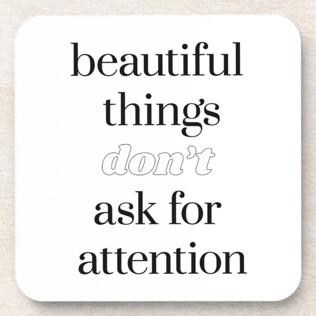 Belas coisas Duro Porta copos plástica (Frente)