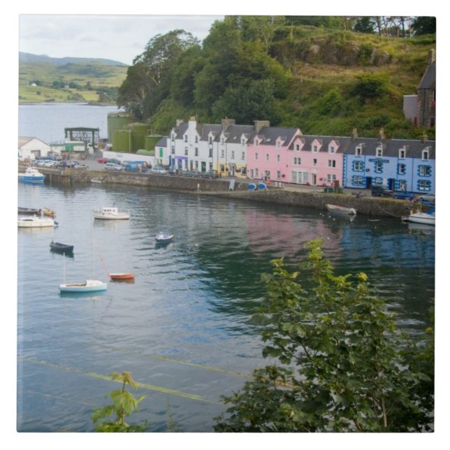 Belos portos e veleiros com reflexões em 2 (Frente)