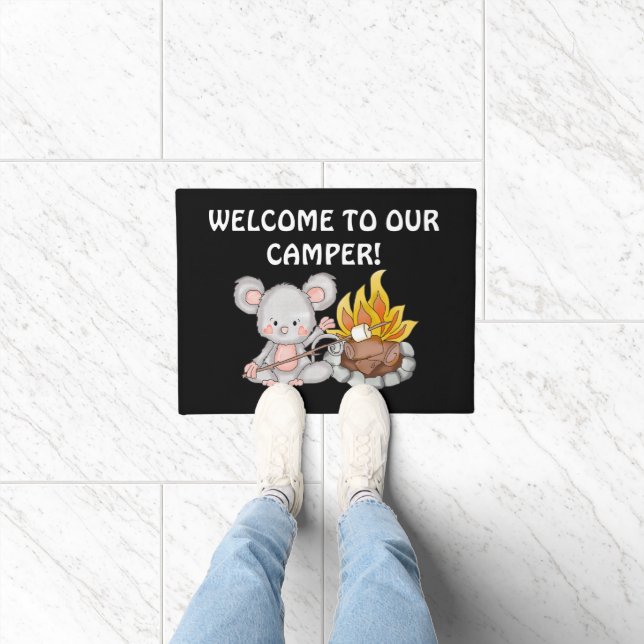 Bem-vindo ao nosso tapete de porta do campista (Interior)