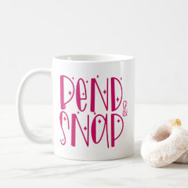 "Bend & Snap." Caneca