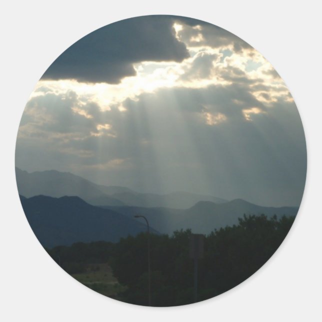 Benevolência na etiqueta de Montanhas Rochosas (Frente)