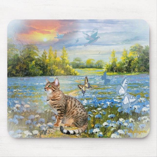 Bengala na cama de flores azuis Mousepad (Frente)