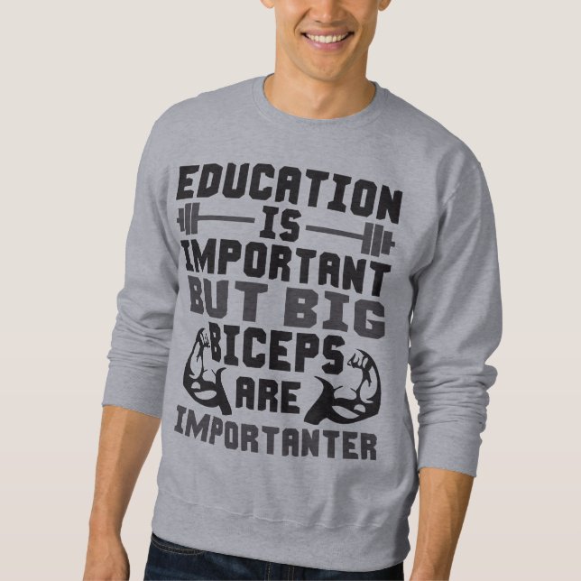 Biceps grandes são importantes que a camisa educac (Frente)