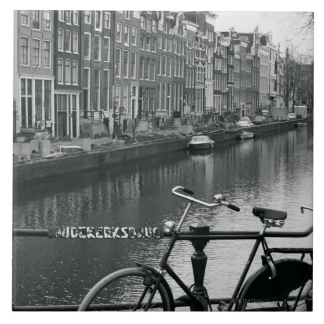 Bicicleta pelo canal (Frente)