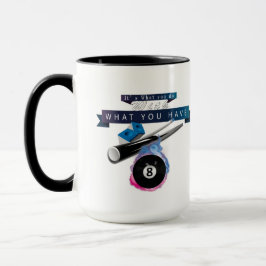 Bilhares desportivos e caneca de café piscina com