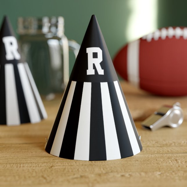 Black and White Stripes Monogramas - Chapéu do Par (Hup! Add your initial to this black & white referee stripe party hat! Perfect for sports parties)