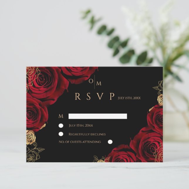 Black Burgundy Roses Wedding RSVP card (Em pé/Frente)