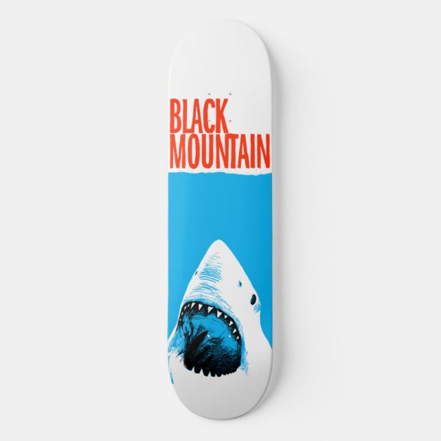 Black Mountain- Shark Dive Skateboard (Frente)