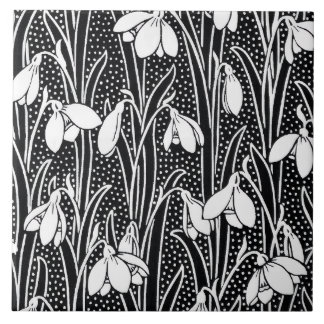 Black & White Snowdrop Pattern 