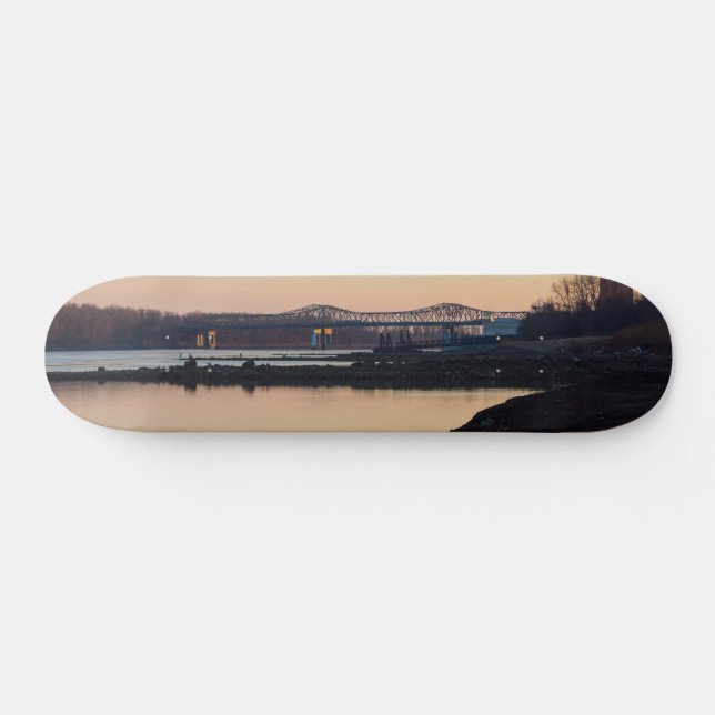 Blanchette E Missouri River Skateboard (Horz)