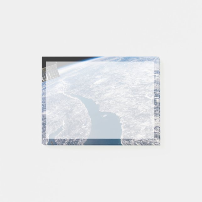 Bloco De Notas A Cratera Manicouagan E A Rua. (Frente)