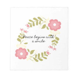 Bloco De Notas A paz começa com um sorriso rosa e verde floral