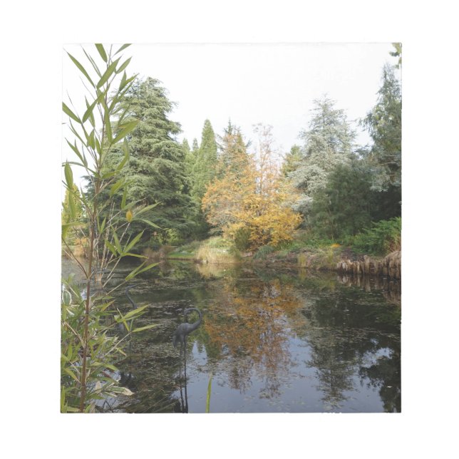 Bloco De Notas A relaxar a cena do jardim, lindas árvores... (Frente)