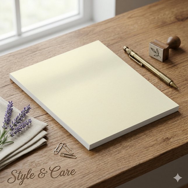Bloco de Notas Amarelo 5.5 x 6 com Design Moderno  (Yellow Shade 5.5 x 6 Notepad with Clean Modern Look)