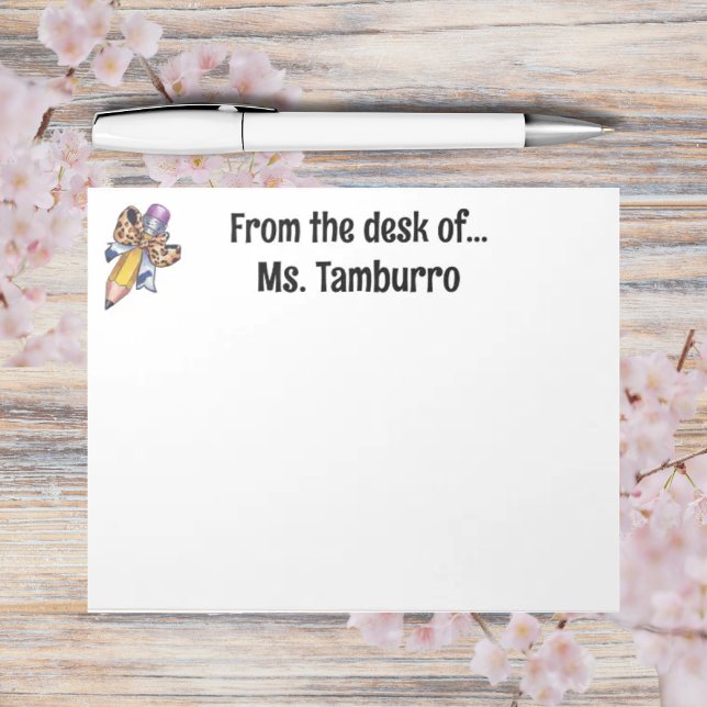 Bloco De Notas Arco Coquette personalizado com o nome de volta à  (Criador carregado)