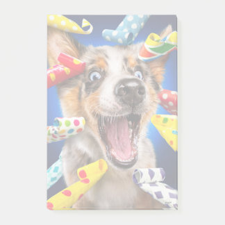 Bloco De Notas Assopradores de Festa de Cachorro Feliz