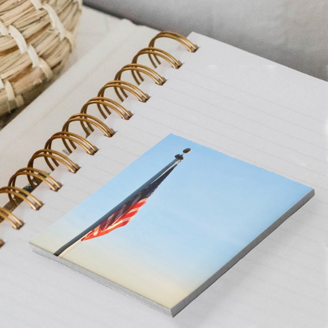 Bloco De Notas Bandeira Americana pela Luz Antecipada do Dawn (Criador carregado)