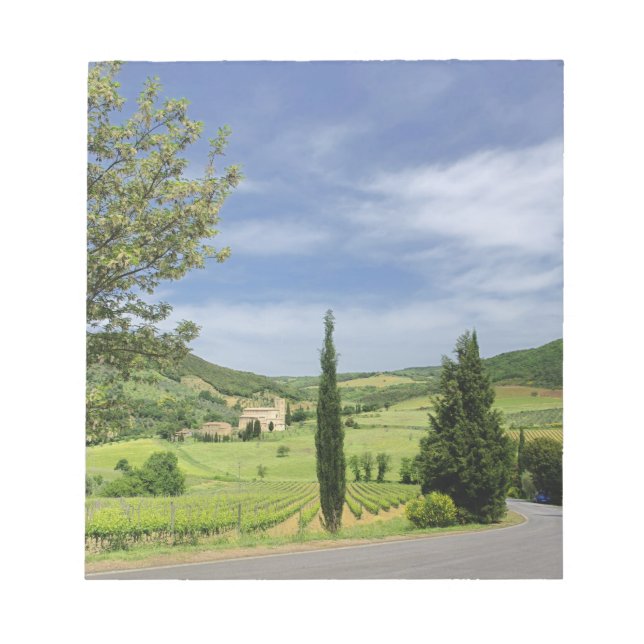 Bloco De Notas Curvatura por estrada nacional entre ciprestes em (Frente)