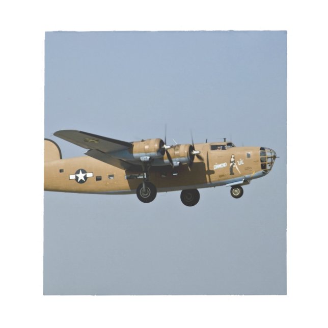 Bloco De Notas Diamond Lil B-24 Bomber, pousando em Oshkosh, (Frente)