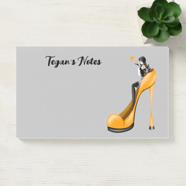 Bloco De Notas Diva da Moda Personalizada em amarelo Stiletto (Escritótio)