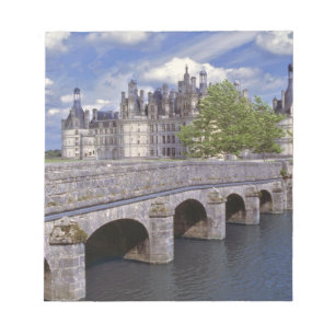 Bloco De Notas Europa, França, Chambord. Uma ponte de pedra leva
