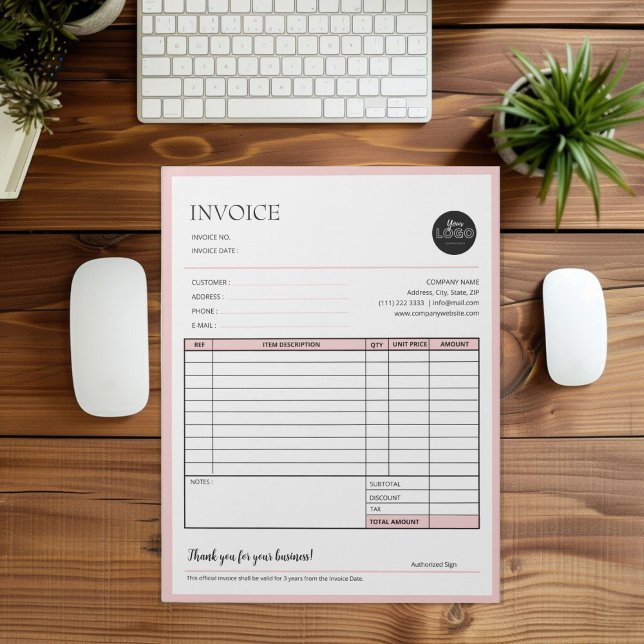 Bloco De Notas Fatura de Cotação Profissional Moderna (Modern Professional Business Quotation Invoice Notepad desk top mock up)