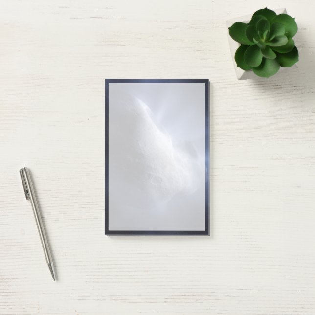 Bloco De Notas Feche Ilustrativamente O Tempel De Cometa. (Escritótio)