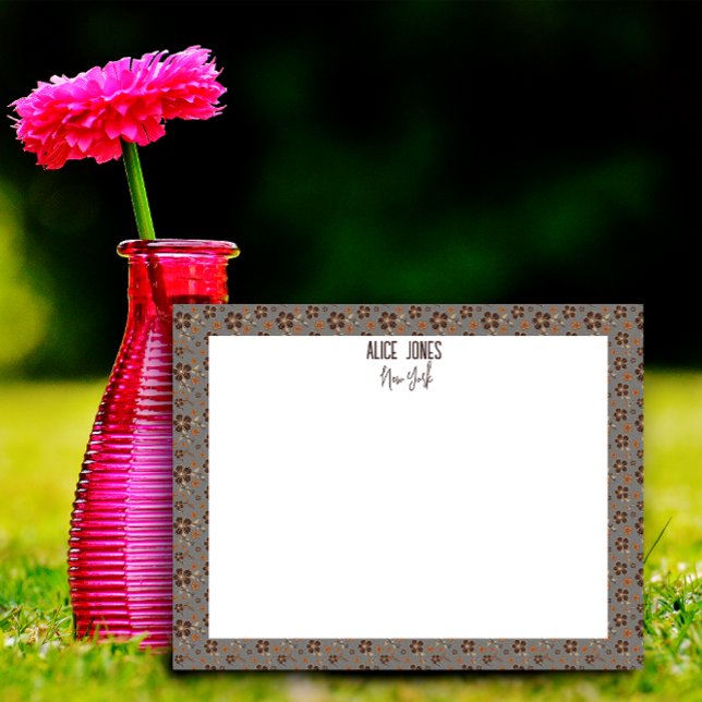 Bloco De Notas Flor natural de padrão castanho-claro da cinza (Criador carregado)