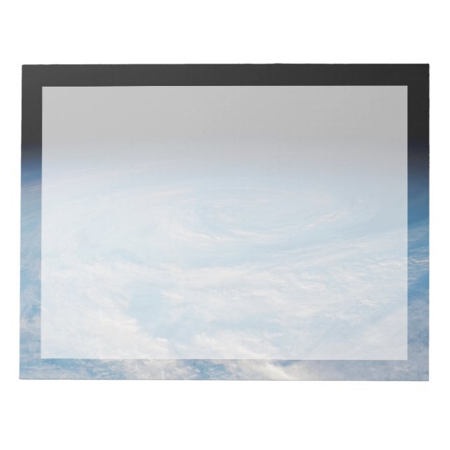 Bloco De Notas Formação Circular De Nuvens Sobre O Oceano Pacífic (Frente)