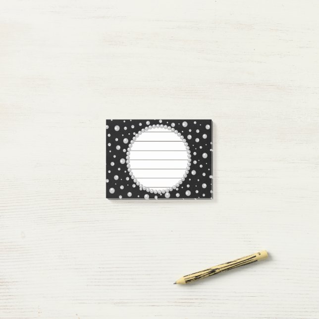 Bloco De Notas Foto Personalizada com Círculo de Pérolas em Preto (Na mesa)