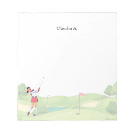 Bloco De Notas Golfista feminino está jogando golfe no curso