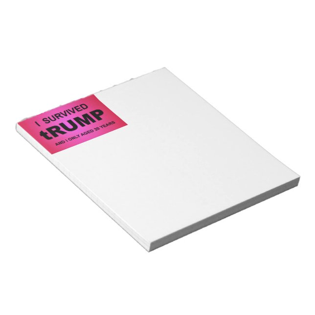 Bloco De Notas I Survived tRUMP (Inclinado)