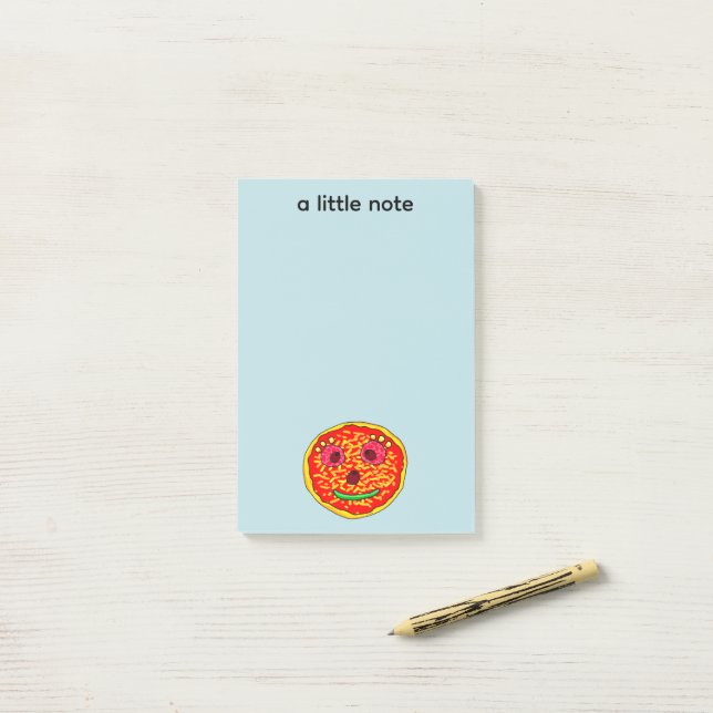 Bloco De Notas Ilustração de Pizza Sorridente Design (Na mesa)