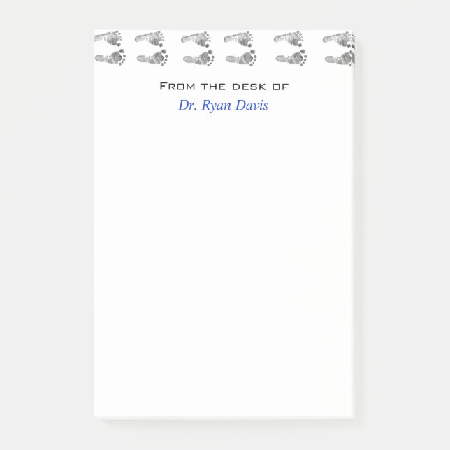 Bloco De Notas Impressões De Pé-Bebê De Pediatra Bonita. (Frente)