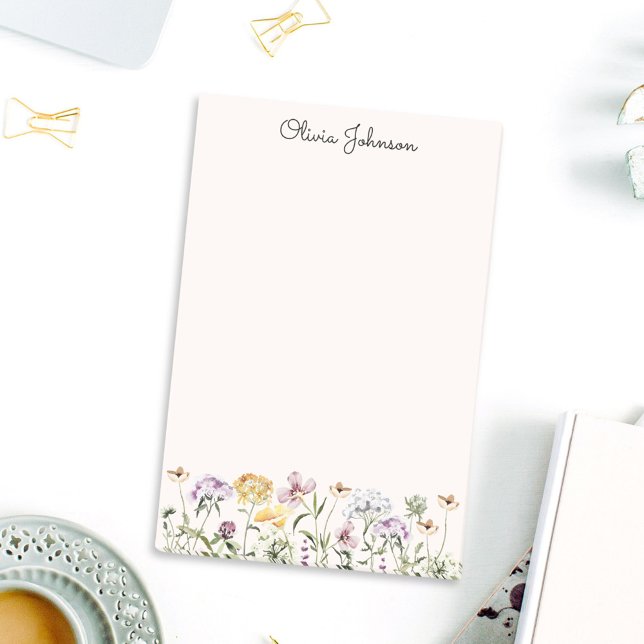 Bloco De Notas Jardim de Flores Silvestres com Nome Personalizado (In situ Office desk)