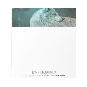 Bloco De Notas Lobo Cinza bonito numa Floresta Escura