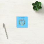 Bloco De Notas Magen Persa David Menorah<br><div class="desc">Esta imagem foi adaptada de um antigo azulejo judeu persa e apresenta uma menorah com um Magen David (Estrela de David) enquadrado por ramos de oliveira. As imperfeições da imagem original pintada à mão foram preservadas. Personalize adicionando seu próprio texto.</div>