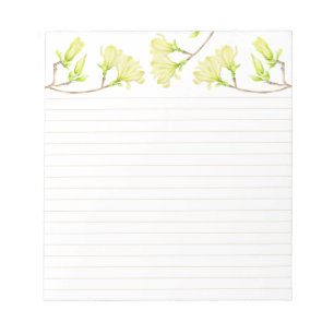 Bloco De Notas Magnolias amarelas em um notebook de médio porte