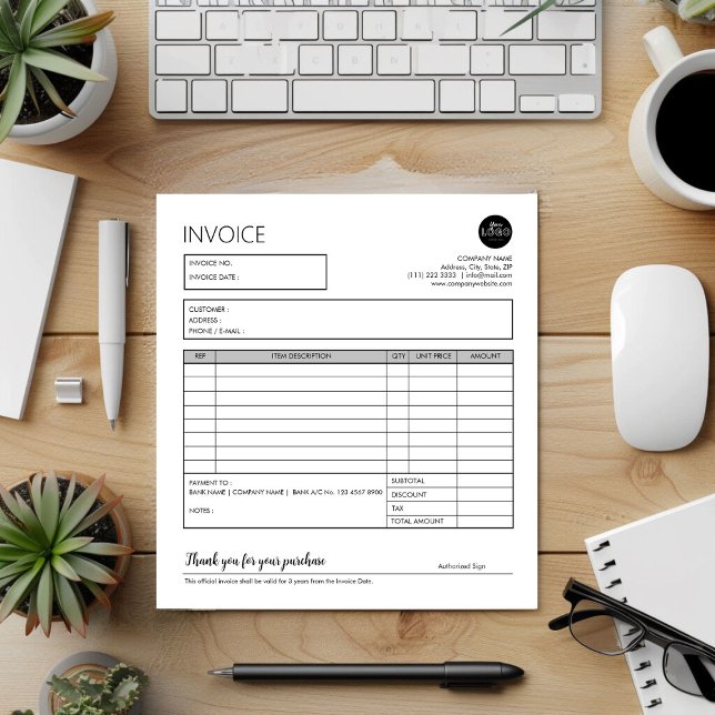 Bloco De Notas Modelo de Recebimento de NFF de Pequenas Empresas  (Grey Small Business Invoice Sales Receipt Template Notepad desk top mock up)
