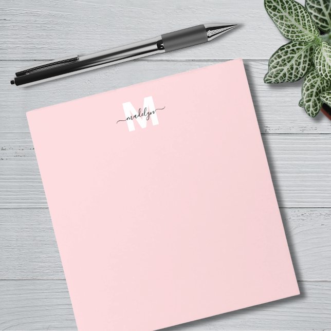 Bloco De Notas Monograma de Nome em Caligrafia Rosa Rosa Menina (Girly Blush Pink Calligraphy Name Monogram Notepad)