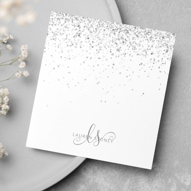 Bloco De Notas Nome do Monograma do Glitter Glam Silver (You’ll love this dazzling silver glitter notepad. It’s a great way to express your personality.)