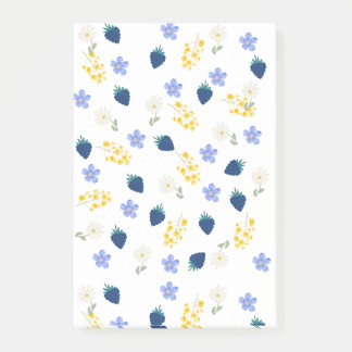 Bloco De Notas Padrão Floral de Flor Silvestre e Amora