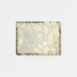 Bloco De Notas Parede de pedras na luz solar