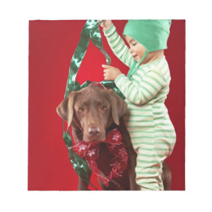 Bloco De Notas Rapaz pequeno que decora um cão