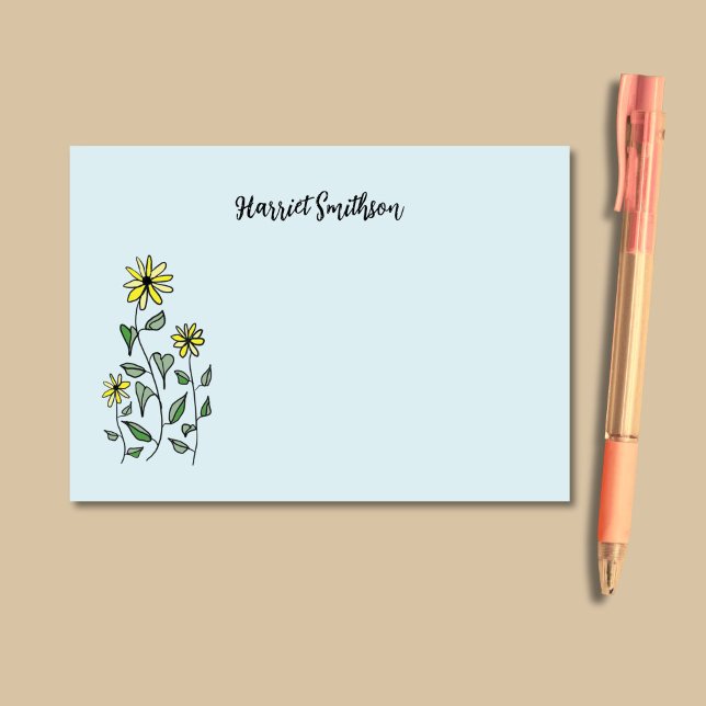 Bloco De Notas Retro Wildflowers Personalized Pastel Sky Blue (Bright yellow wildflowers look peppy and cheery against a sky blue background.)