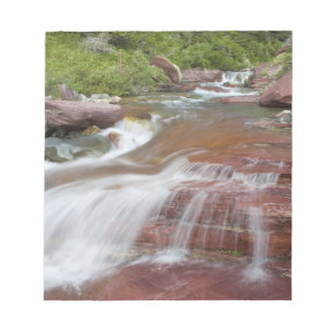 Bloco De Notas Rocha vermelha em Baring Creek no Glacier National