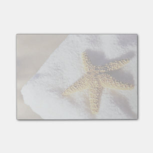 Bloco De Notas Starfish Em Uma Toalha